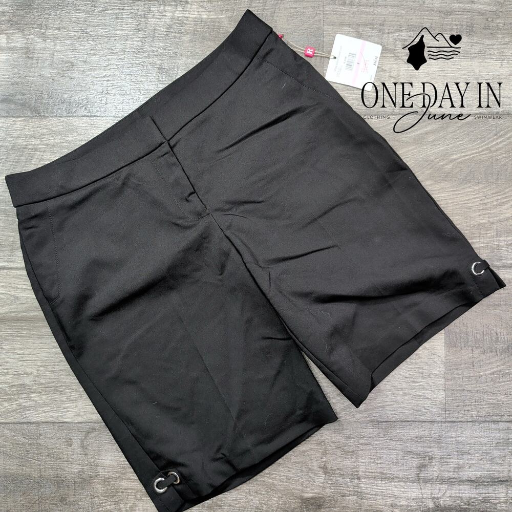 Rafaella Curvy Shorts Size 6